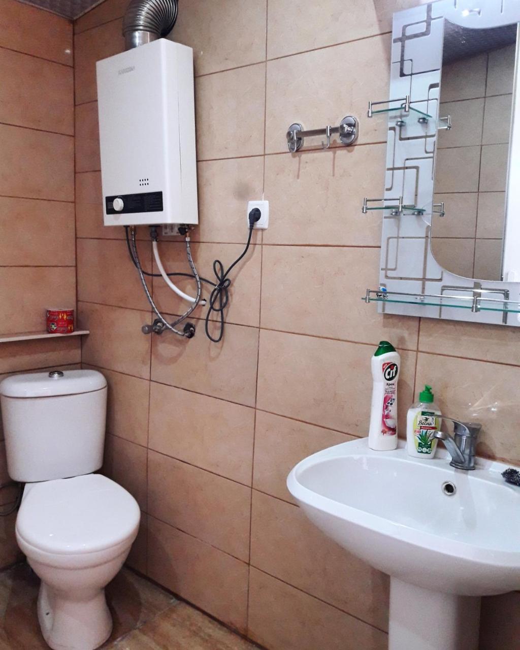 Guesthouse Ttt Тбилиси Екстериор снимка